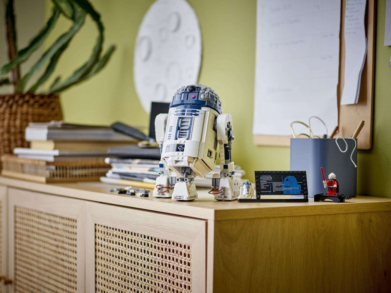 LEGO Star Wars: R2-D2 - 75379 - image 4